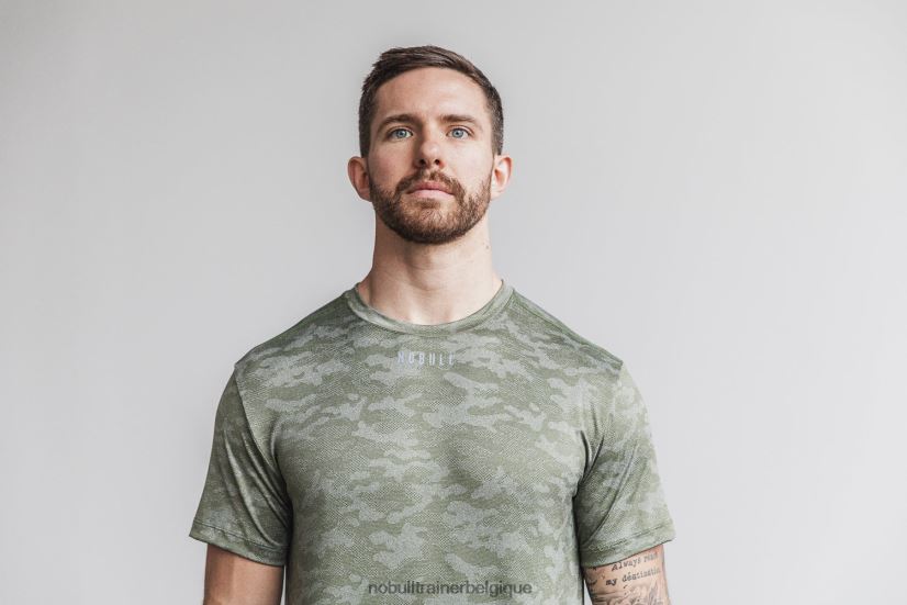 NOBULL tee-shirt texturé léger (camo) pour hommes army88R8PT904